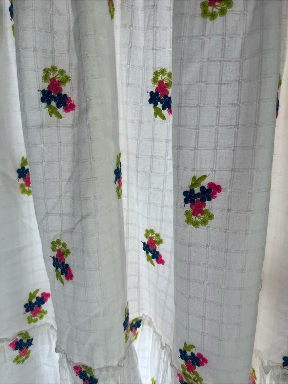 Betsey Johnson White Floral Embroidered Maxi Dress - Picture 4 of 10